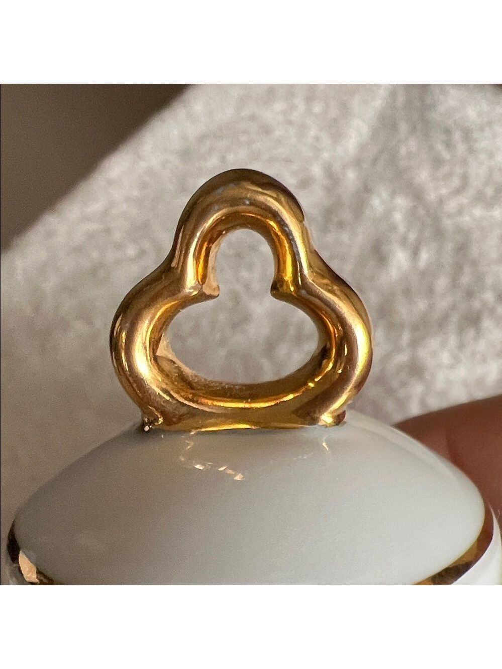 Maison Birks Vintage Limoges-style Porcelain Handbell with Gold Trim - Picture 5 of 13